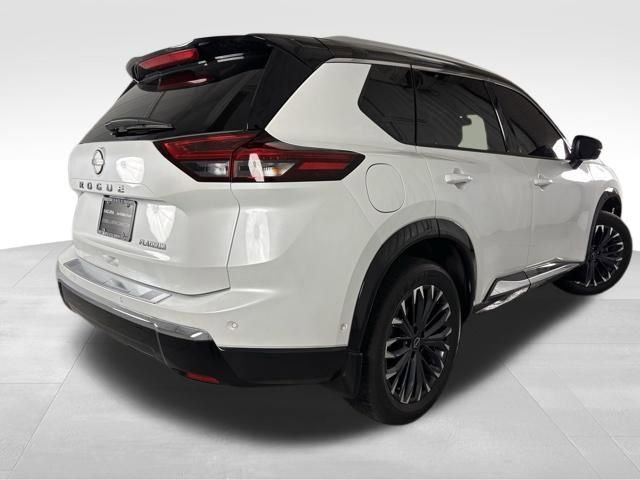 Used 2024 Nissan Rogue Platinum w/ Platinum Premium Package image 7