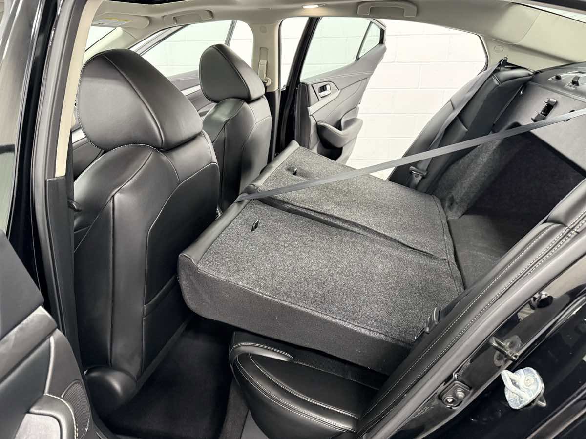 Used 2023 Nissan Maxima SL image 14