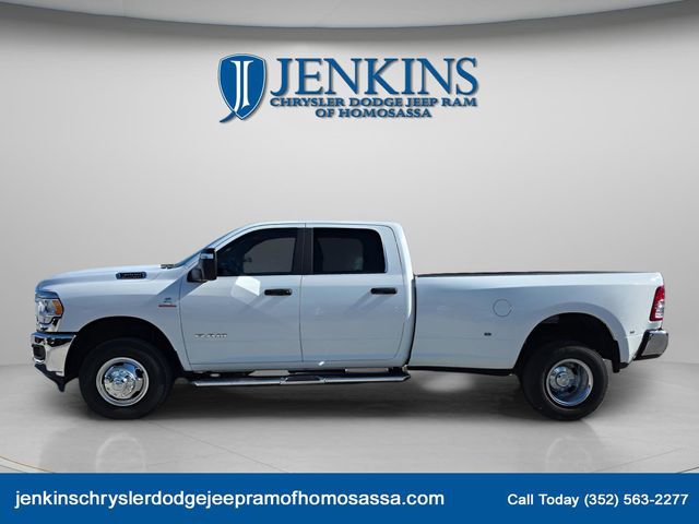 Used 2024 RAM 3500 Big Horn image 4