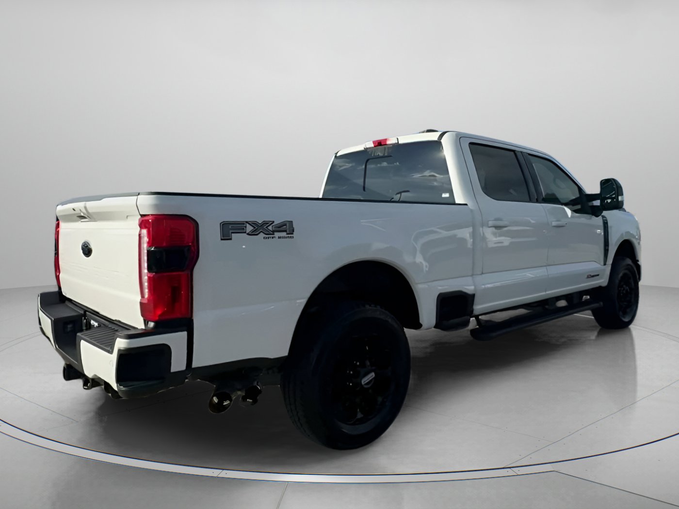 New 2026 Ford F350 Lariat w/ Black Appearance Package image 31