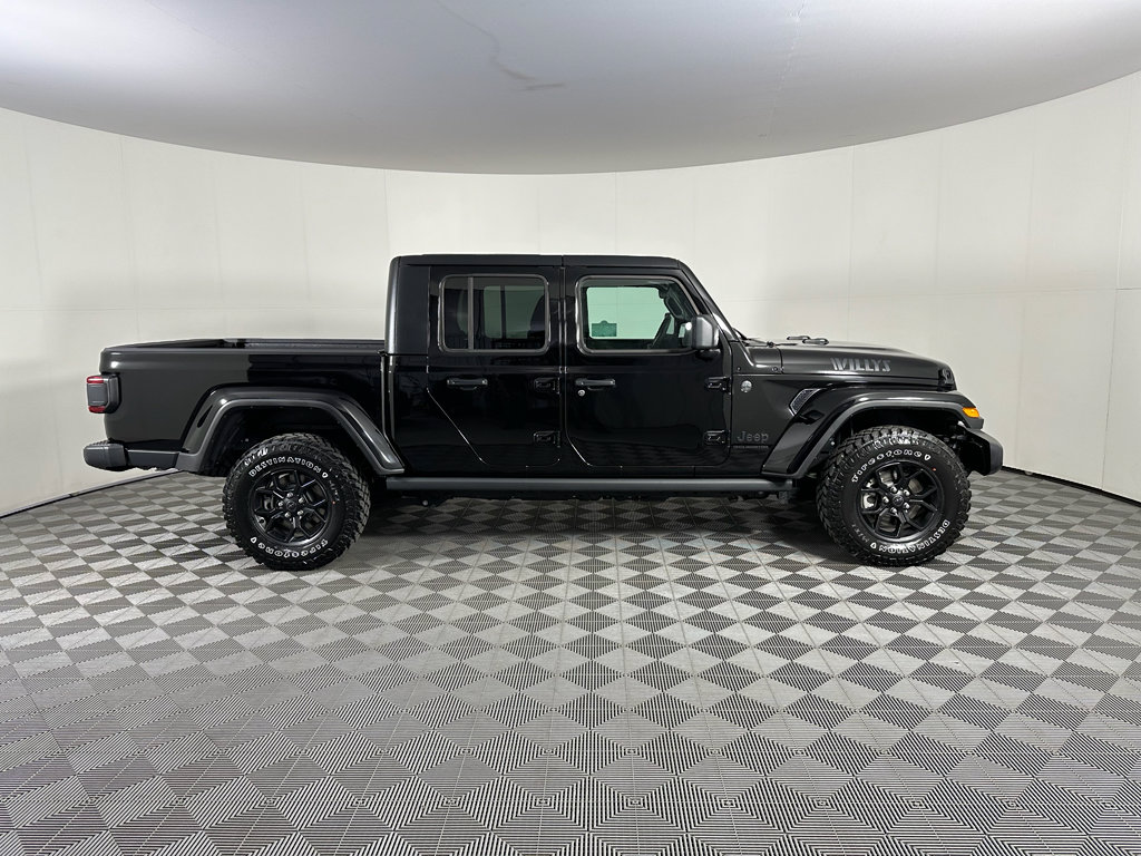 New 2025 Jeep Gladiator Willys image 19