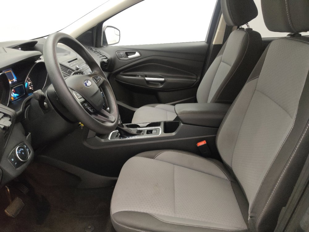 Used 2017 Ford Escape SE FWD image 17
