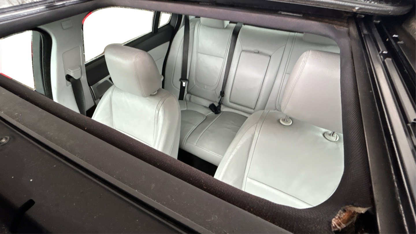 Used 2013 Jaguar XF 3.0 image 13