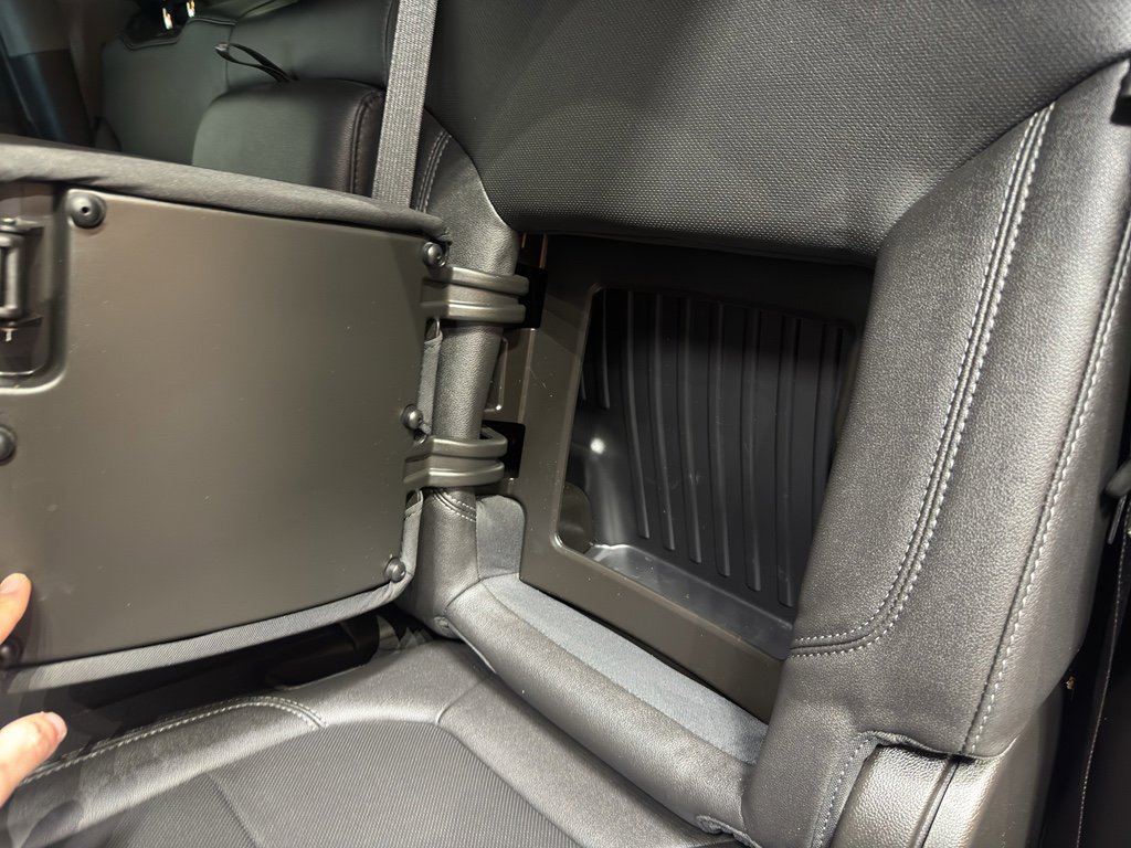 Used 2021 GMC Sierra 3500 SLT w/ SLT Preferred Package image 13