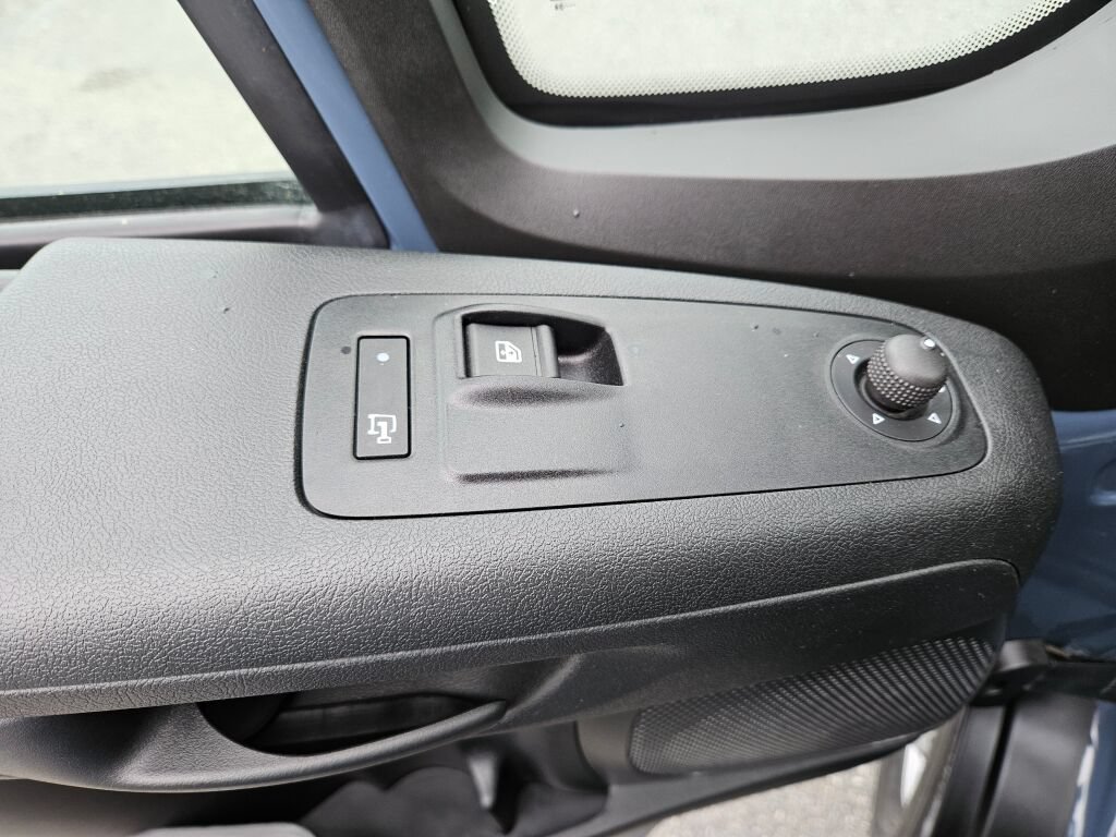 Used 2024 RAM ProMaster 3500 FWD image 16