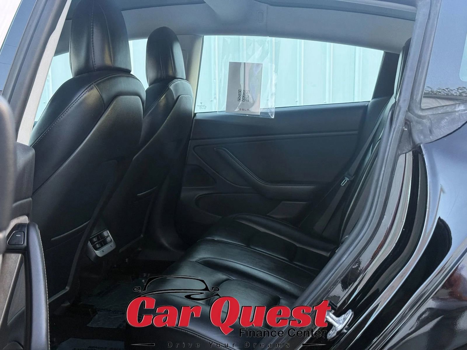 Used 2019 Tesla Model 3 Standard Range Plus image 11