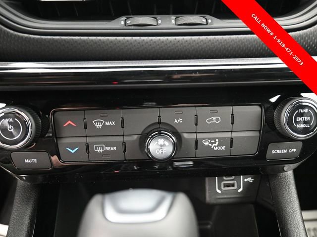 New 2026 Jeep Compass Latitude image 17