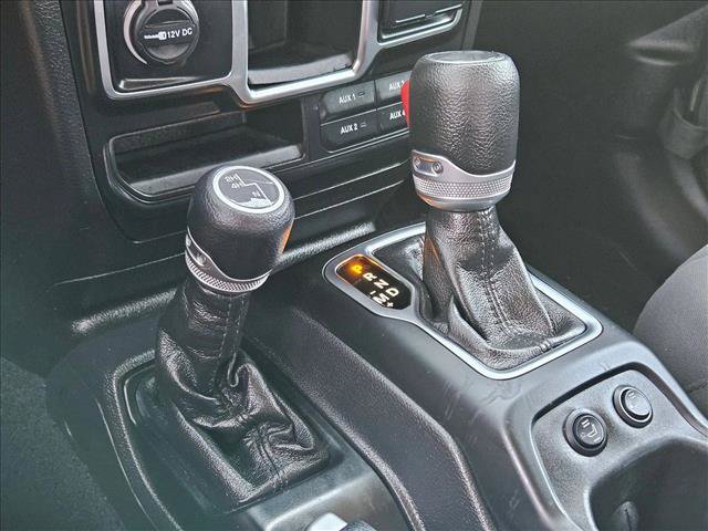 Used 2023 Jeep Wrangler Unlimited Sport AWD/4WD image 18