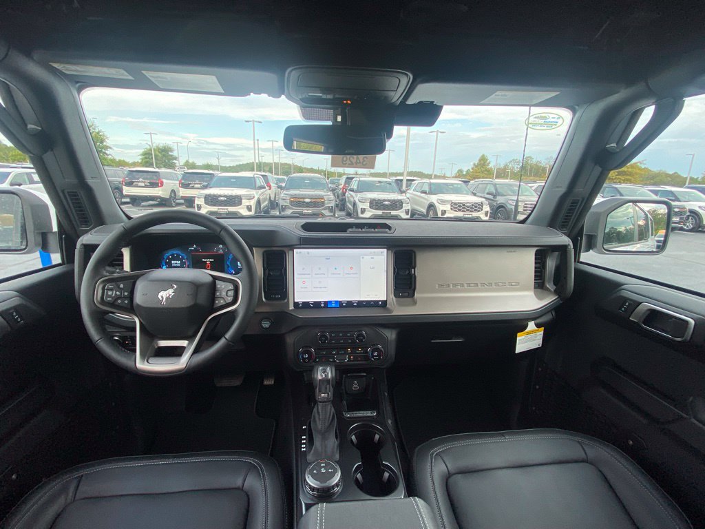New 2026 Ford Bronco Outer Banks AWD/4WD image 26