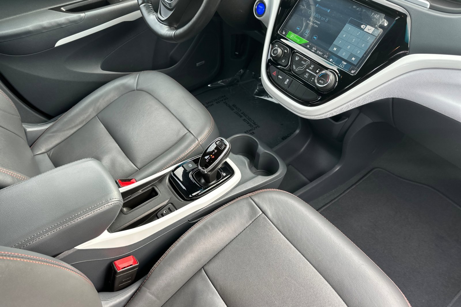 Used 2019 Chevrolet Bolt Premier w/ Infotainment Package image 20