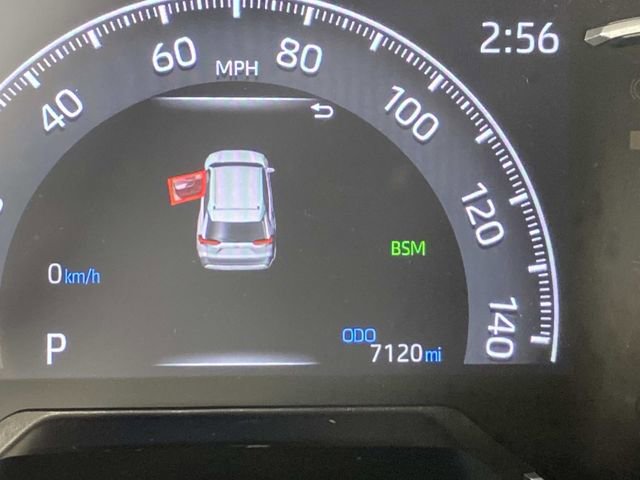 Used 2025 Toyota RAV4 LE AWD/4WD image 18