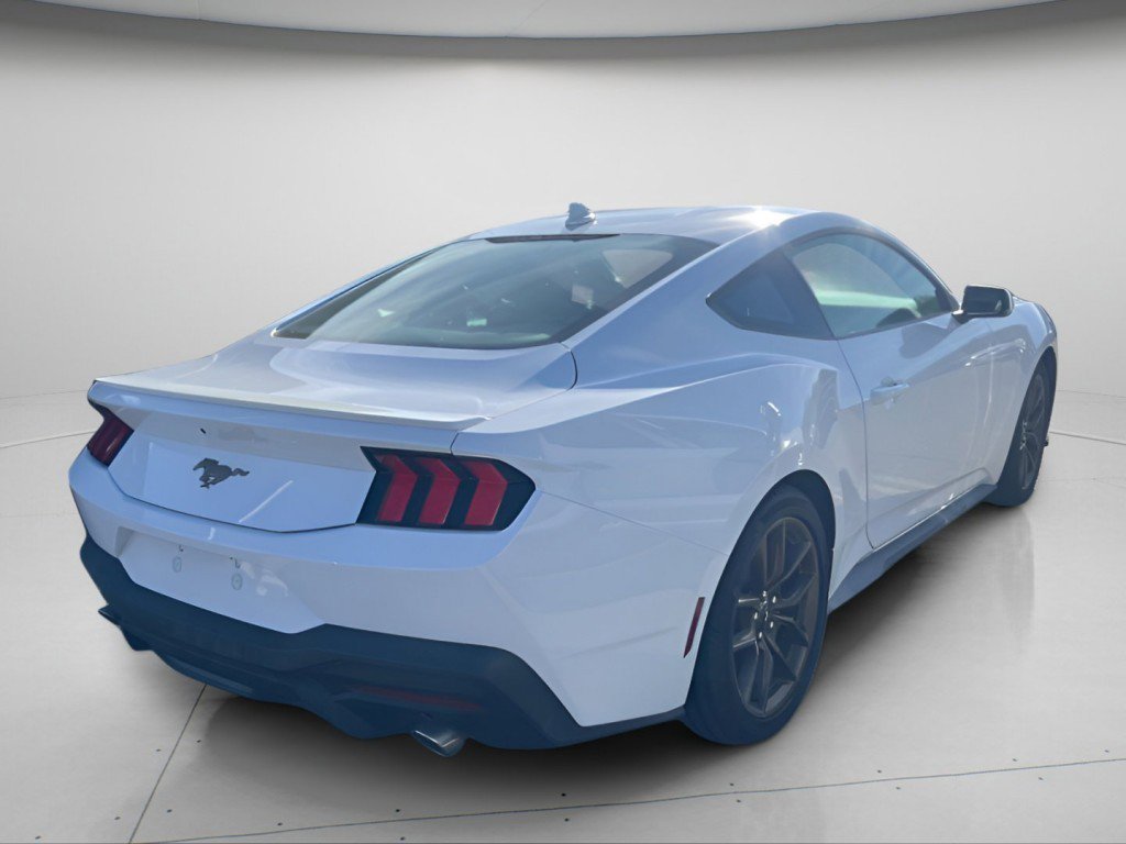 Used 2024 Ford Mustang Premium image 13