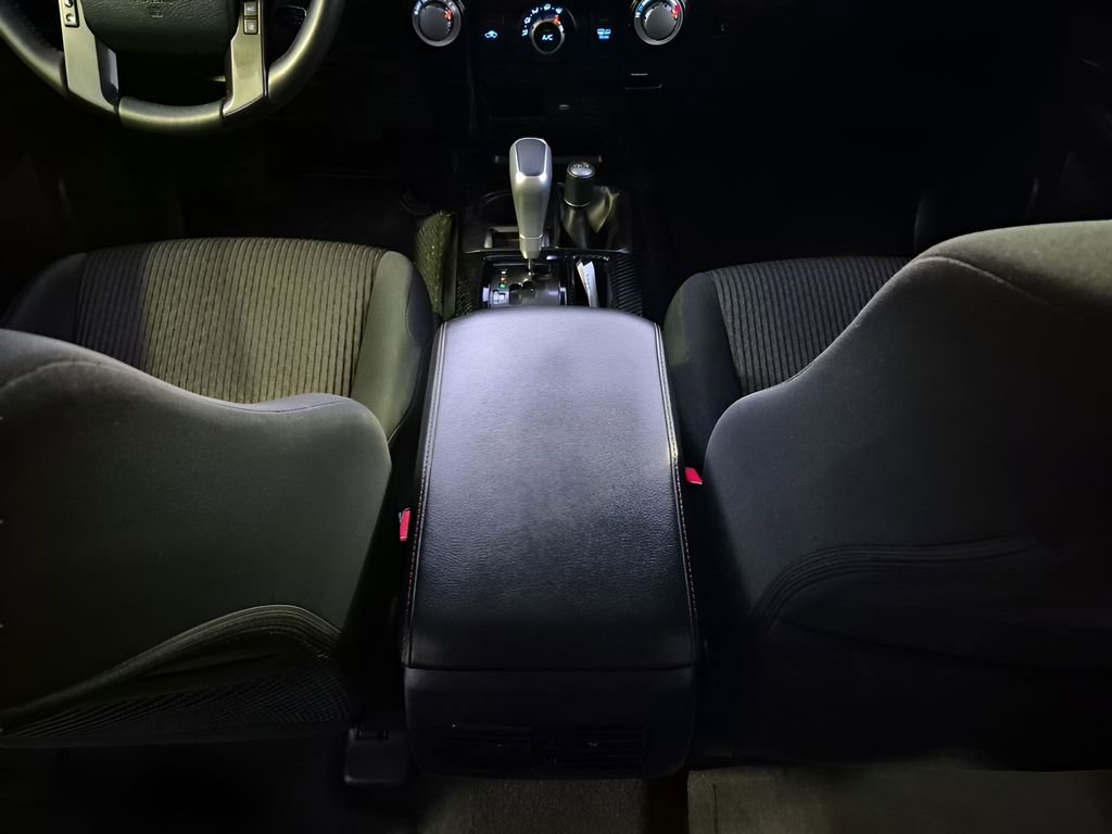 Used 2024 Toyota 4Runner TRD Off-Road image 22