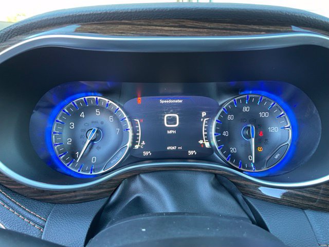 Used 2021 Chrysler Pacifica Pinnacle AWD/4WD image 17
