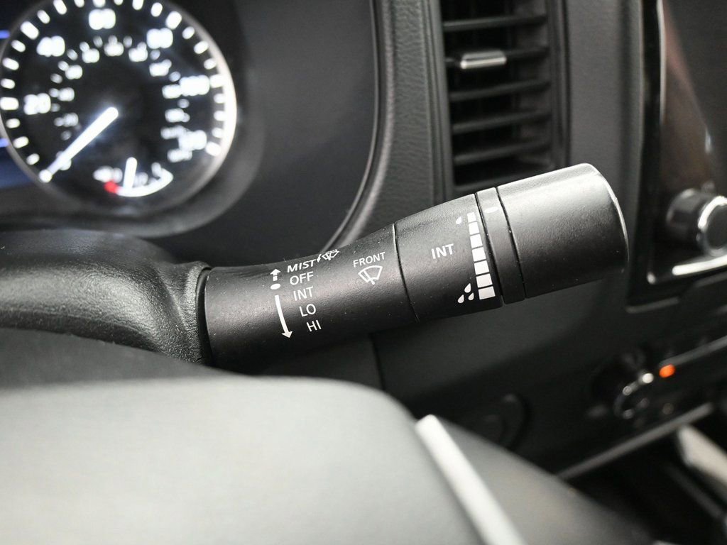 Used 2022 Nissan Frontier S RWD image 16
