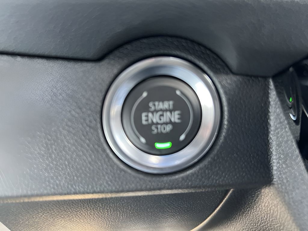 Certified 2024 Chevrolet Traverse RS w/ LPO, Floor Liner Package image 17