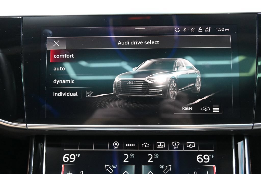 Used 2021 Audi A8 L 3.0T AWD/4WD image 31