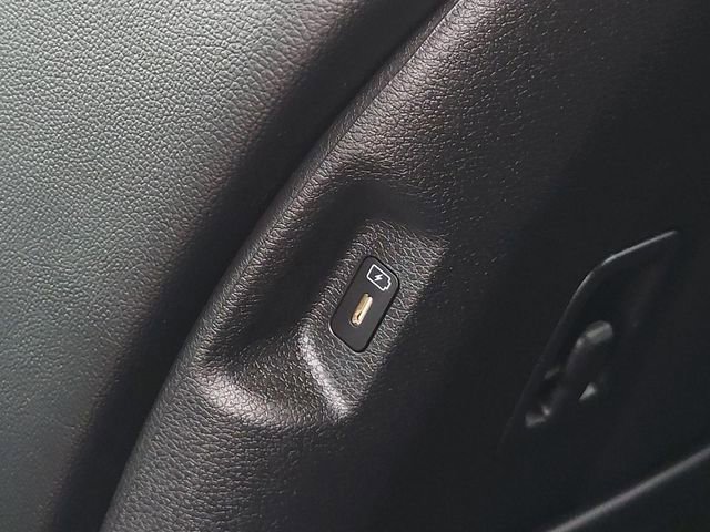 Used 2023 Kia Sportage EX image 12