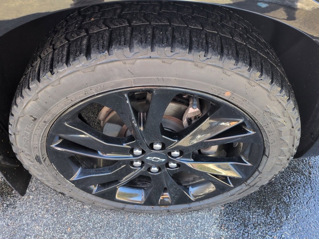 Used 2019 Chevrolet Blazer RS w/ Sun and Wheels Package image 17