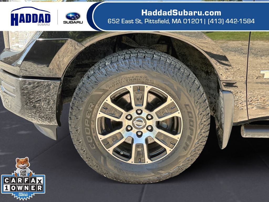 Used 2021 Nissan Titan SV w/ SV Convenience Package AWD/4WD image 17