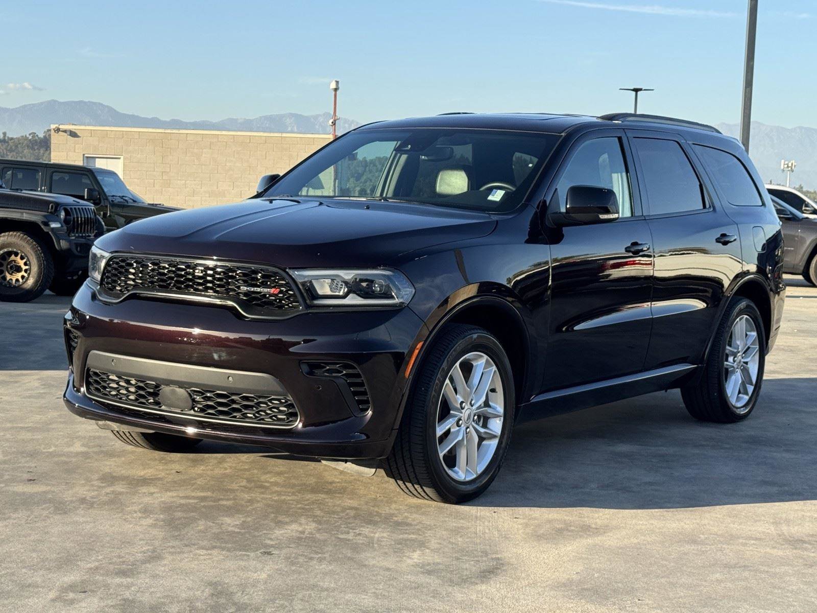 Certified 2025 Dodge Durango GT image 4
