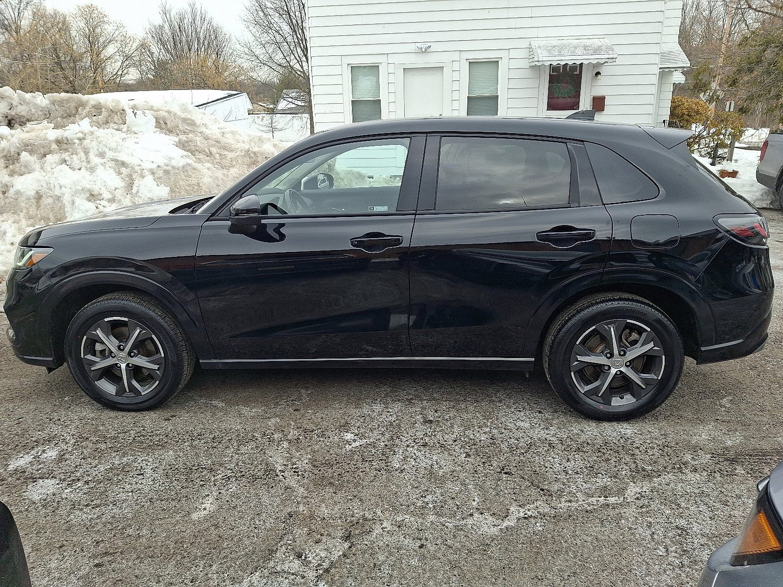 Certified 2024 Honda HR-V EX-L image 10