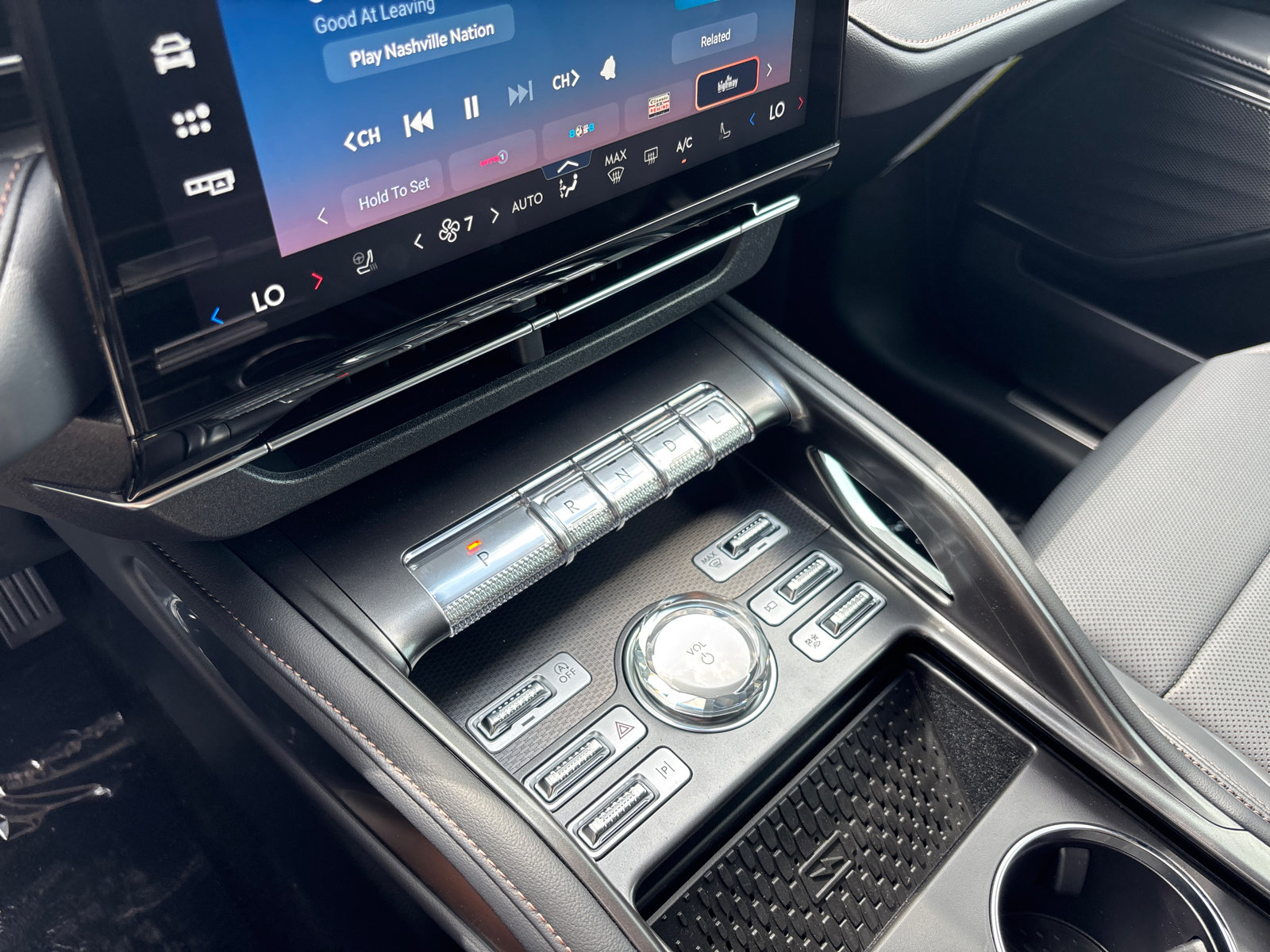 New 2026 Lincoln Nautilus Premier AWD/4WD image 23