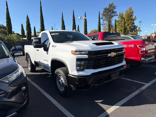 Used 2025 Chevrolet Silverado 2500 W/T AWD/4WD image 1