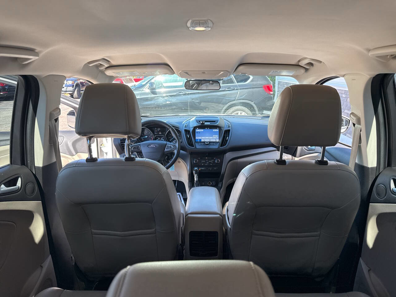 Used 2017 Ford Escape SE w/ SE Leather Comfort Package image 8