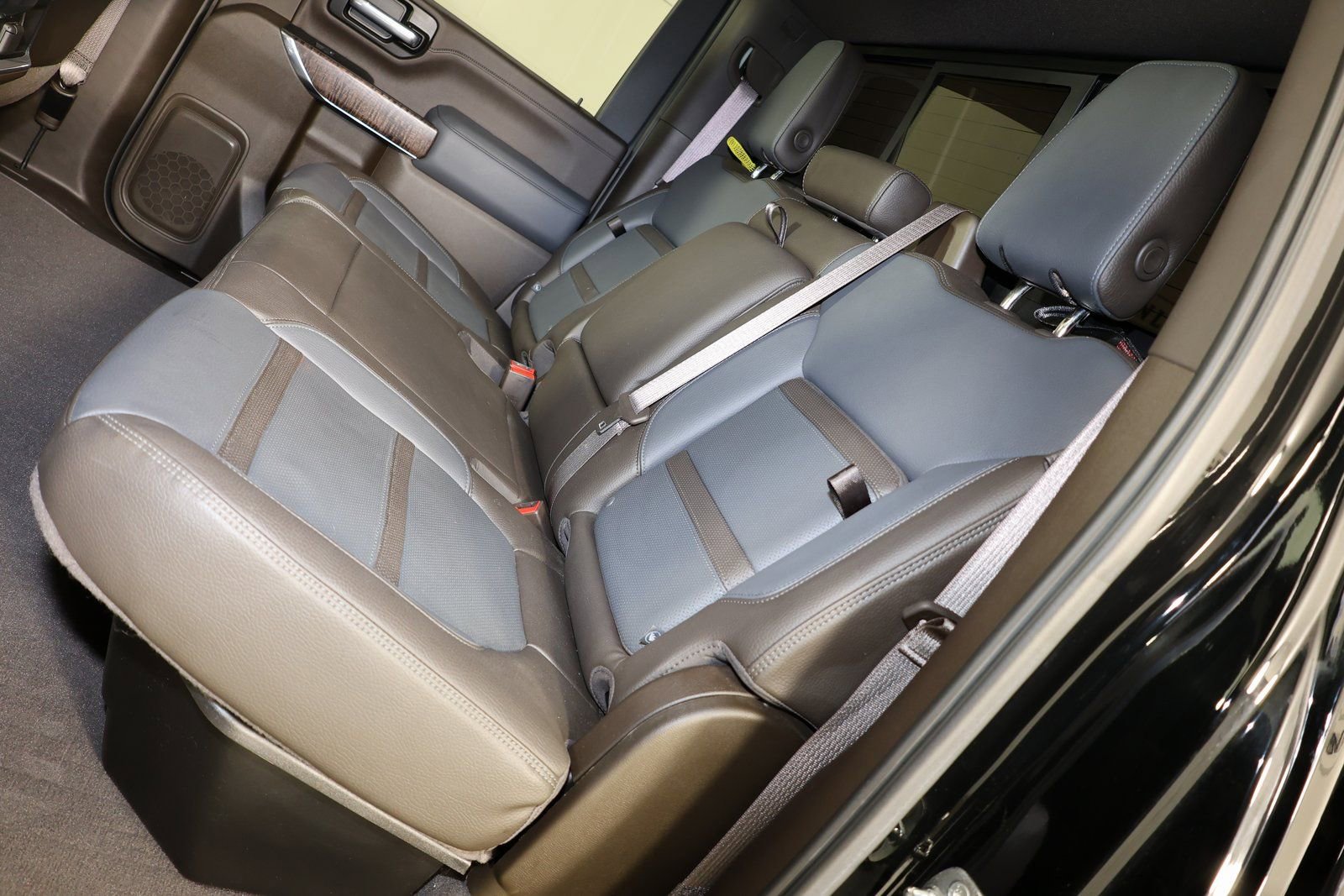 Used 2022 GMC Sierra 3500 Denali image 10