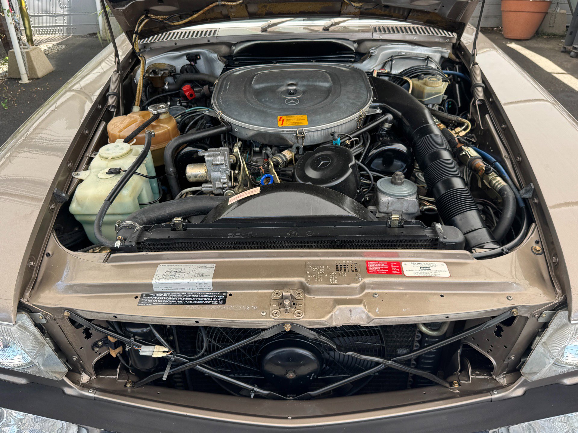 Used 1987 Mercedes-Benz 560 SL image 31