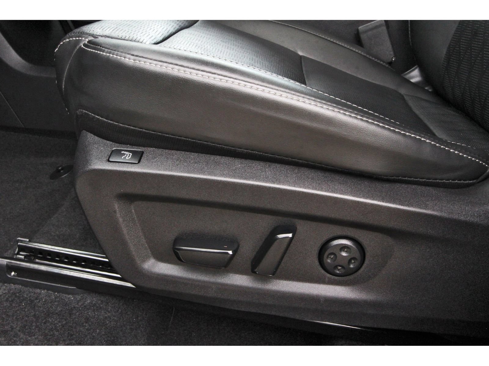 Certified 2025 Nissan Murano Platinum w/ Cargo Package AWD/4WD image 31