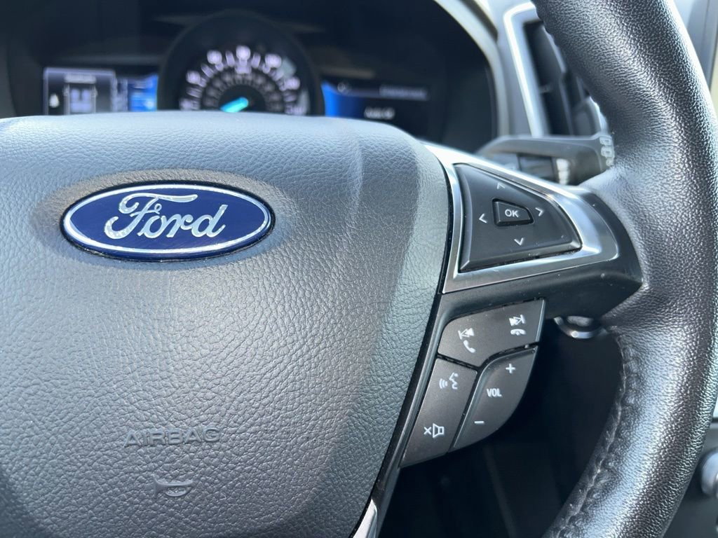 Used 2024 Ford Edge SEL image 28