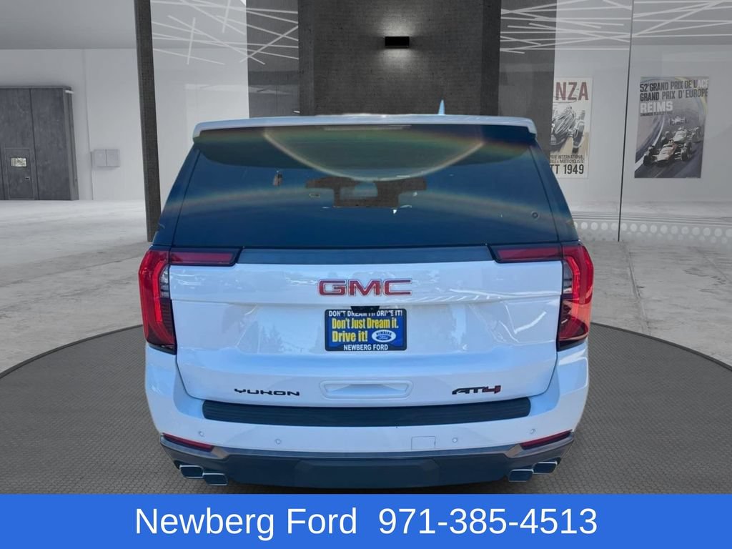 Used 2025 GMC Yukon XL AT4 Ultimate w/ LPO, AT4 Appearance Package AWD/4WD image 6