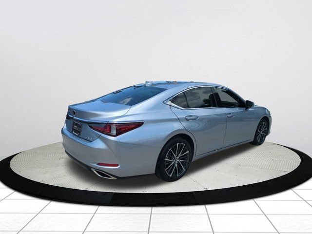 Used 2025 Lexus ES 350 w/ Premium Package FWD image 3