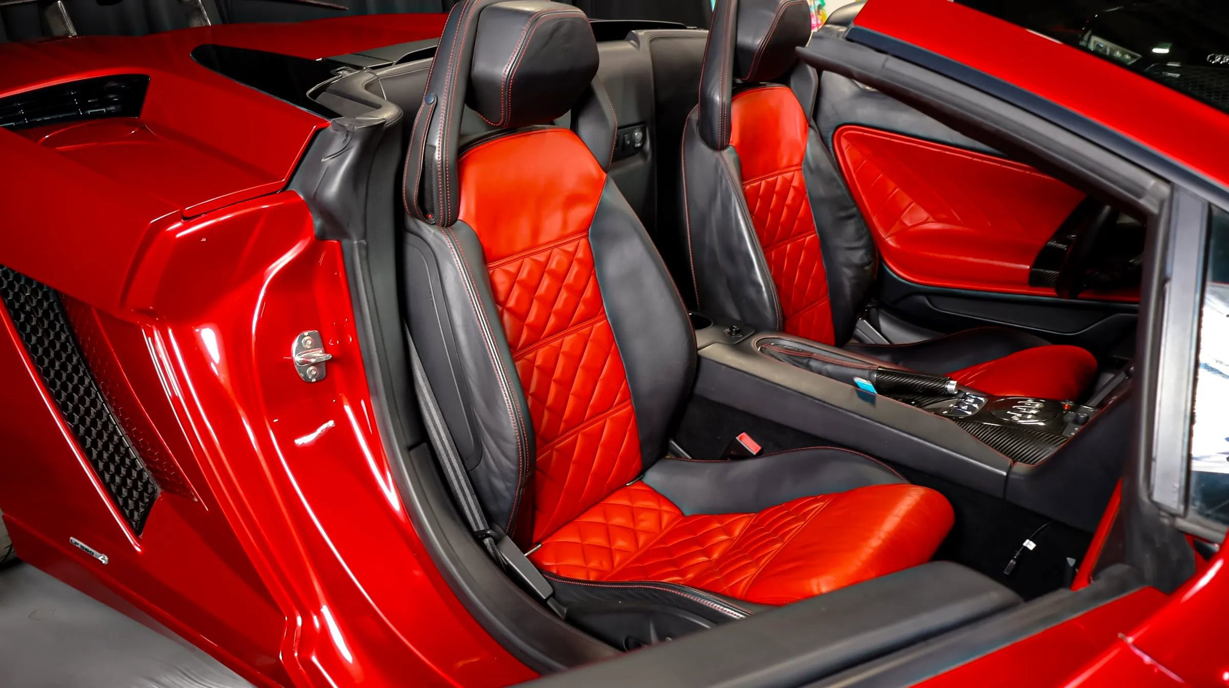 Used 2011 Lamborghini Gallardo LP 560-4 AWD/4WD image 19