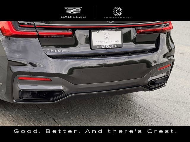 Used 2020 BMW 740i w/ M Sport Package RWD image 7