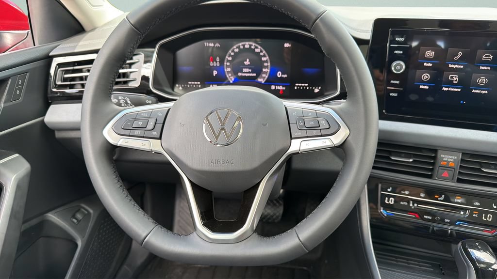 New 2027 Volkswagen Jetta SE FWD image 12