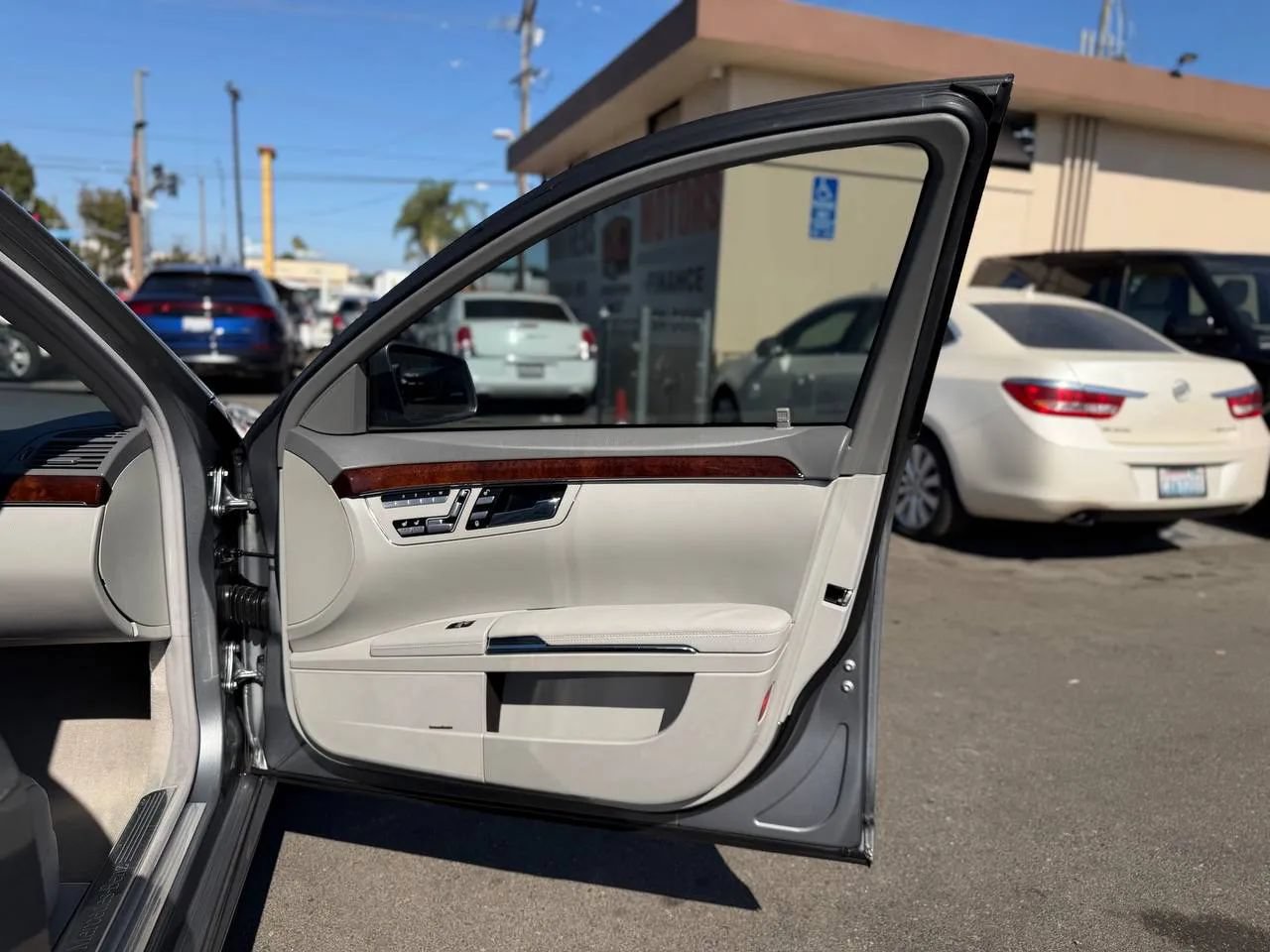Used 2012 Mercedes-Benz S 550 image 40