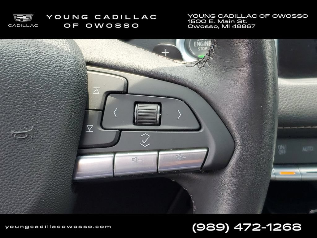 Used 2022 Cadillac XT4 Premium Luxury w/ Cold Weather Package AWD/4WD image 16