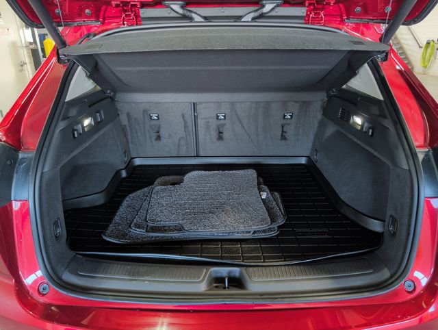 Used 2023 Buick Envision Avenir image 16