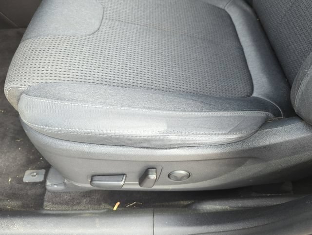 Used 2019 Hyundai Santa Fe SEL FWD image 29