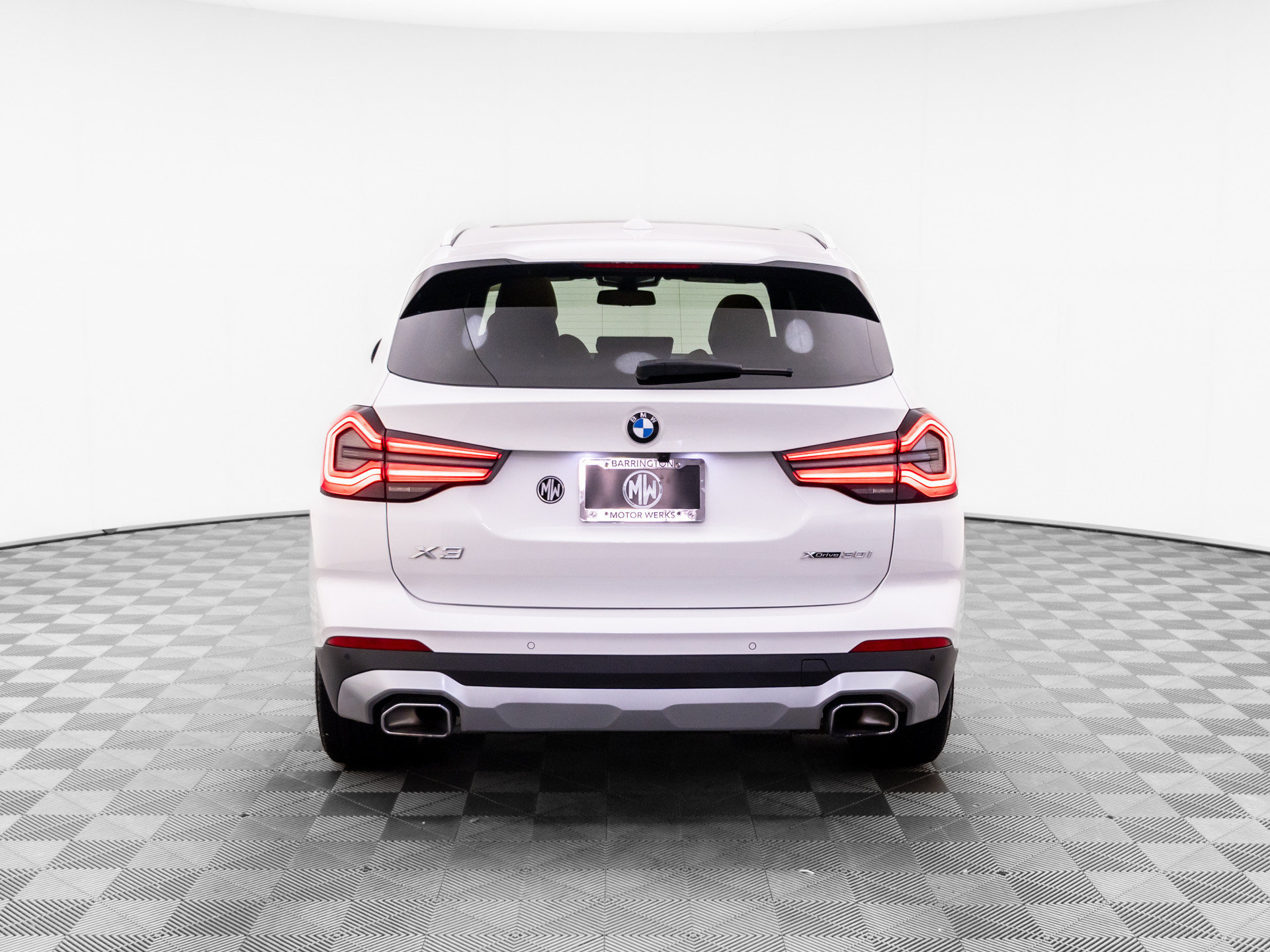 Certified 2024 BMW X3 xDrive30i w/ Convenience Package AWD/4WD image 4