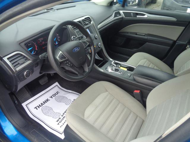 Used 2020 Ford Fusion S image 17