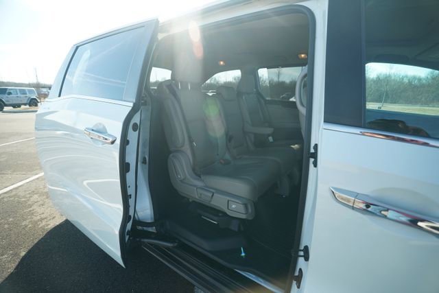 Used 2018 Honda Odyssey EX-L image 21