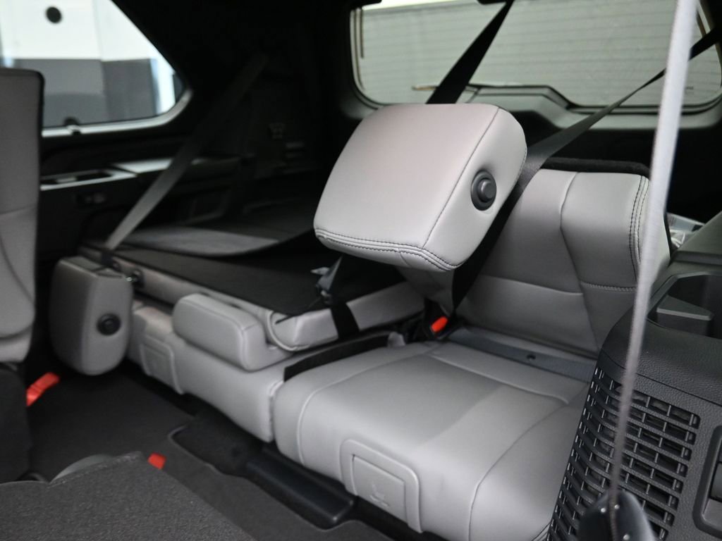 Used 2026 Toyota Sequoia Limited AWD/4WD image 28