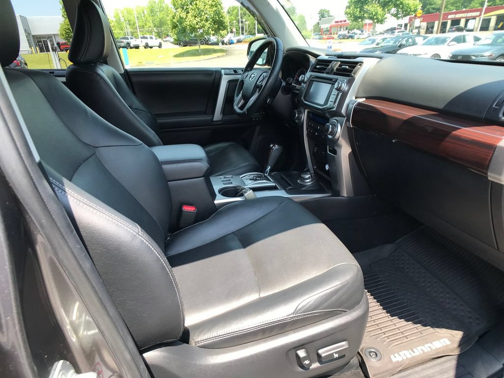 Used 2018 Toyota 4Runner Limited AWD/4WD image 14