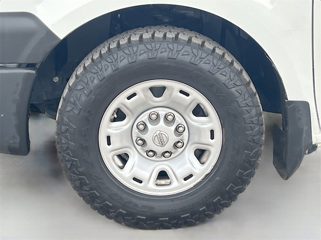 Used 2021 Nissan NV 2500 SV image 28