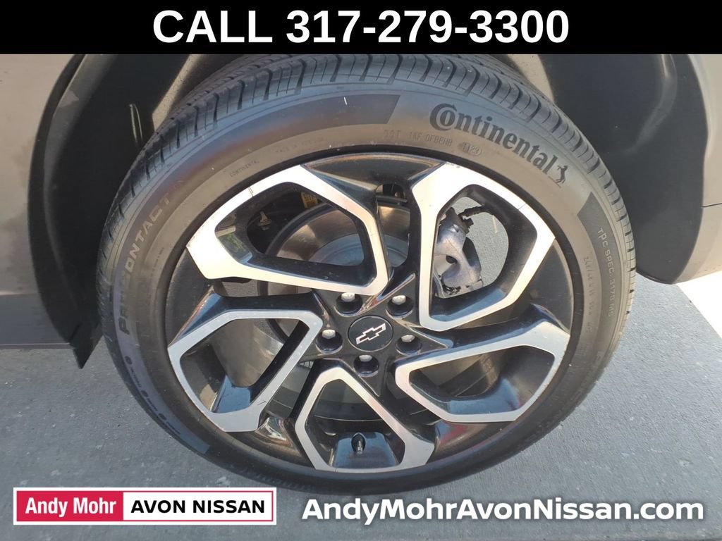 Used 2024 Chevrolet Trax RS w/ Sunroof Package FWD image 12
