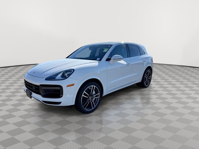 Used 2020 Porsche Cayenne Turbo image 4